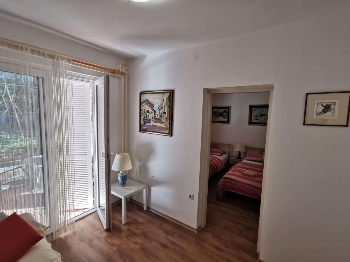 Appartamento Pri Noni "Istracycle" Lucija Esterno foto